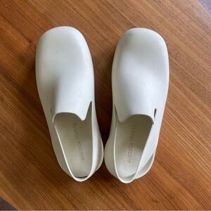 Bottega Veneta Cream Slip-On Mules